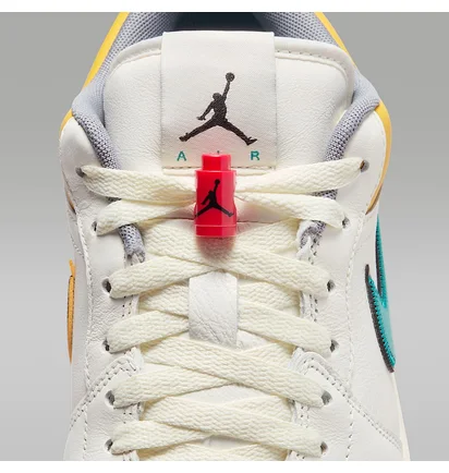 Кросівки унісекс Air Jordan 1 Low Premium White HV4511-133