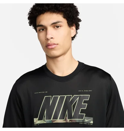 Футболка чоловіча Nike Dri-Fit Tee Rlgd Camo Gfx Black FV8370-010