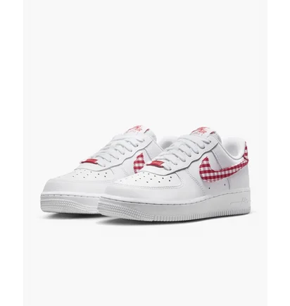 Кроссовки женские Nike Air Force 1 07 White DZ2784-101