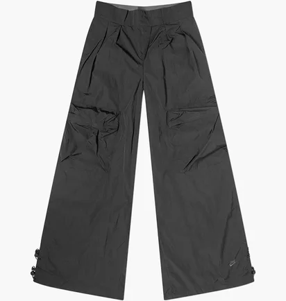 Штаны женские Nike Tech Pack Repel Pant Black FB8358-010