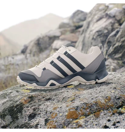 Кросівки чоловічі Adidas Ax2S Hiking Shoes Beige IE0816