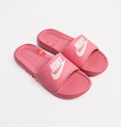 Тапочки жіночі Nike Victori One Slide Pink CN9677-802