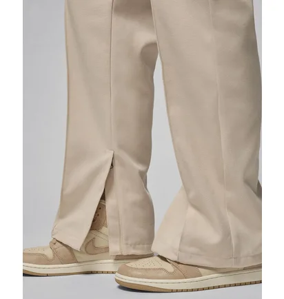 Штаны женские Air Jordan Woven Pants Beige FN5446-203