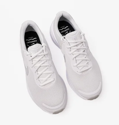 Кросівки чоловічі Nike Revolution 7 White FB2207-100