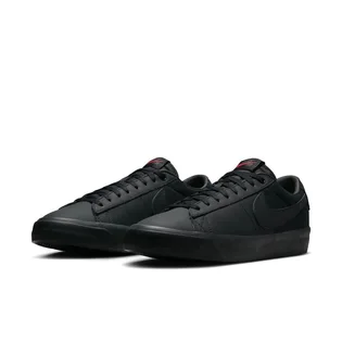 Кросівки чоловічі Nike Sb Zoom Blazer Low Pro G T Skate Shoes Black DR9099-001