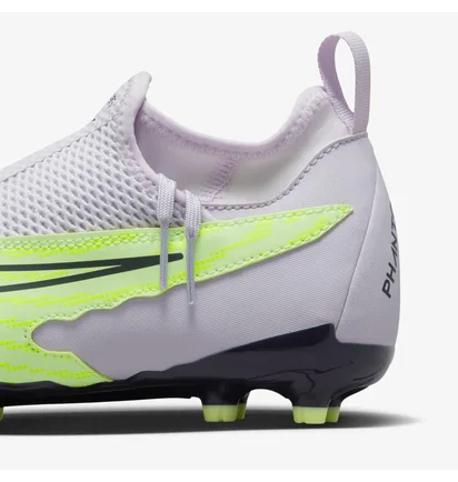 Бутси дитячі Nike Phantom Gx Academy Df White DD9546-705