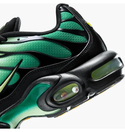 Кроссовки мужские Nike Air Max Plus Green DM0032-301