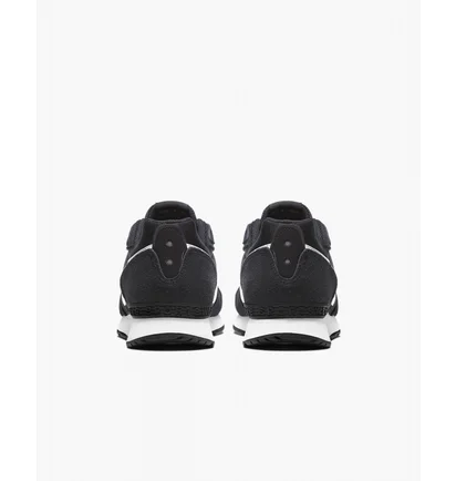 Кросівки чоловічі Nike Venture Runner Black CK2944-002
