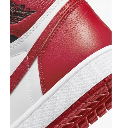 Кросівки чоловічі Air Jordan 1 High Retro Heritage White/Red 555088-161