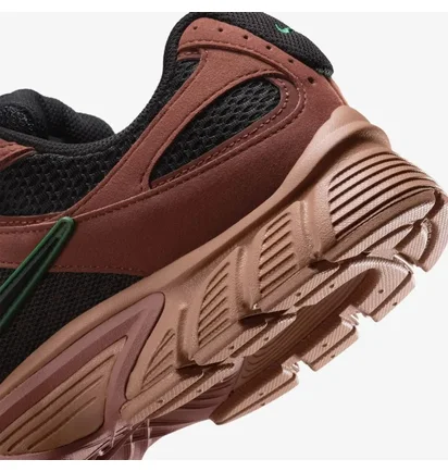 Кросівки чоловічі Nike V5 Rnr Brown II6292-003