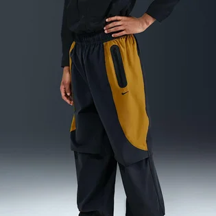 Штани дитячі Nike B Nsw Tch Wvn Pant Cb Ssnl Olive/Yellow II3626-060