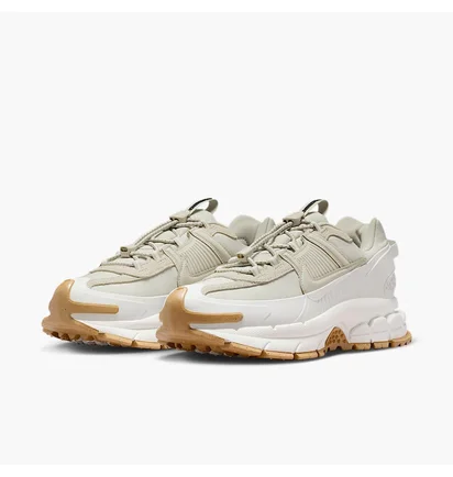 Кросівки жіночі Nike Zoom Vomero Beige HQ2181-100