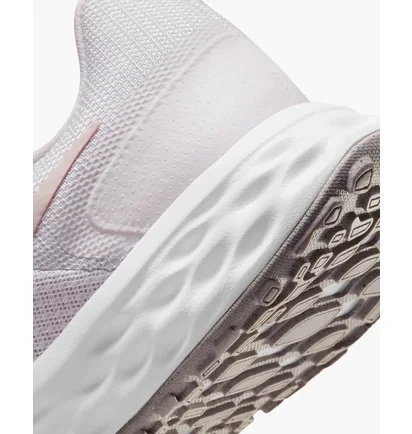 Кроссовки женские Nike W Revolution 6 Pink DC3729-500