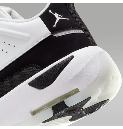 Кроссовки мужские Air Jordan Max Aura 7 Black/White HQ2091-100