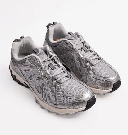 Кроссовки унисекс New Balance 610 Metallic ML610TAU
