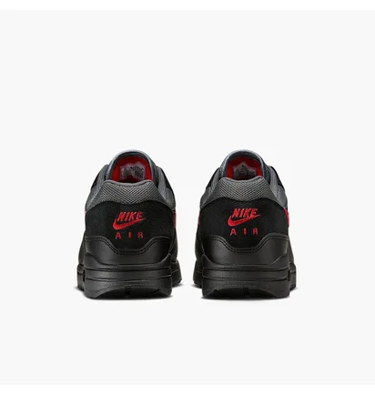 Кроссовки мужские Nike Air Max 1 Essential Black FZ5808-008