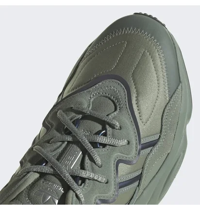 Кроссовки мужские Adidas Ozweego Shoes Metallic Hq4376