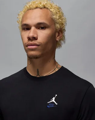 Футболка мужская Air Jordan Rare Air T-Shirt Black IB7526-010
