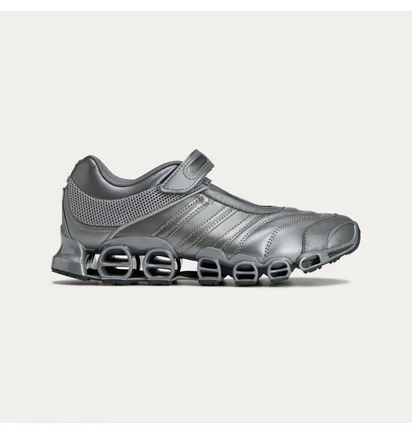 Кроссовки женские Adidas X Taqwa Bint Ali Megaride Metallic IH8566