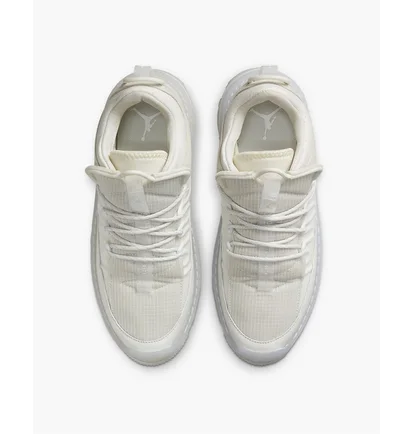 Кроссовки женские Air Jordan Air Mae White CT4539-100
