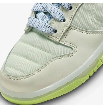 Кросівки дитячі Nike Dulow Se Padded Tongue Sea Glass Beige FB7700-001