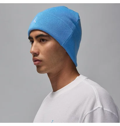 Шапка унисекс Air Jordan Peak Essential Beanie Light Blue FN4672-469
