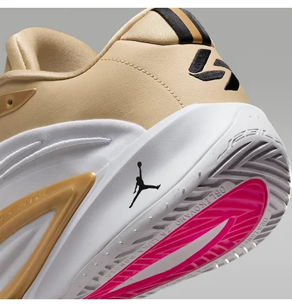 Кроссовки мужские Air Jordan Luka 3 Se Matador White/Beige FZ2464-100