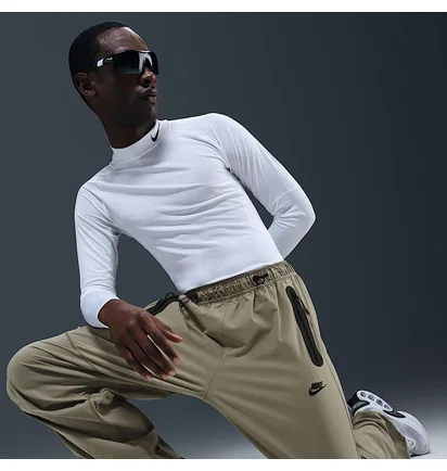 Штаны мужские Nike Tech Woven Pants Olive HM7158-320