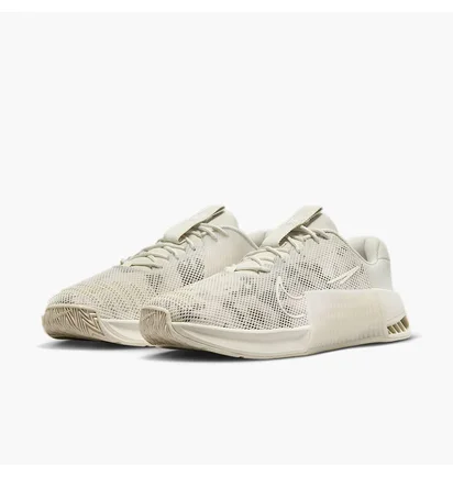 Кроссовки женские Nike Metcon 9 Beige DZ2539-002