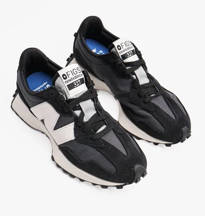 Кроссовки мужские New Balance Figs X 327 Black/Grey U327FB