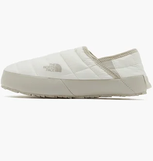 Тапочки женские The North Face Thermoball Traction Mule V White NF0A3V1H32F