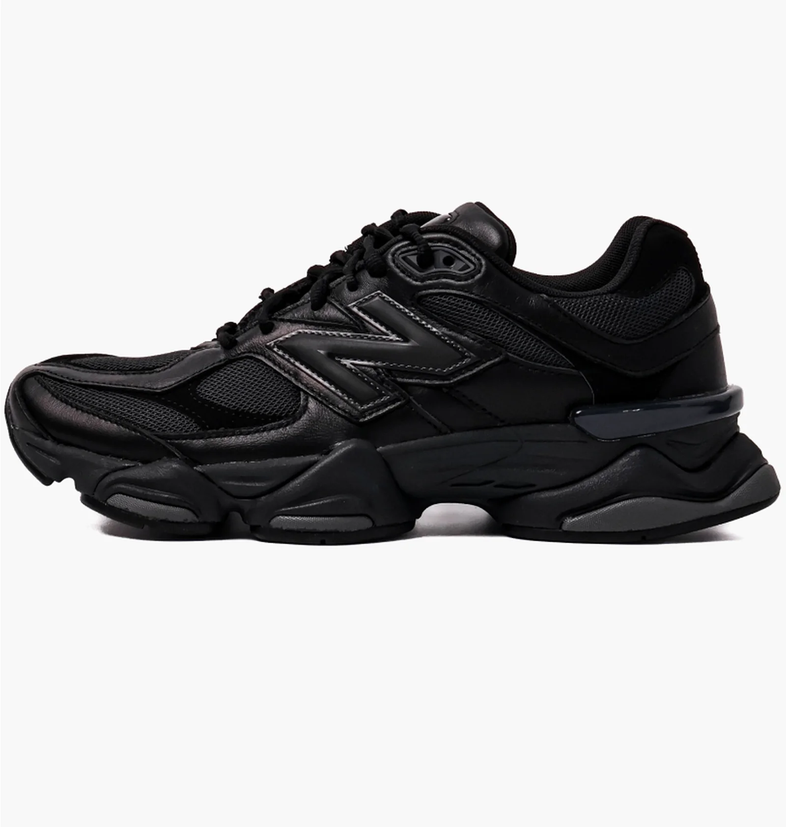 ᐉ Кроссовки унисекс New Balance 9060 Shoes Black U9060NRI