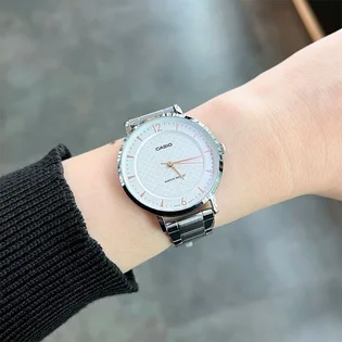 Часы женские Casio Standard LTP-VT04D-7A