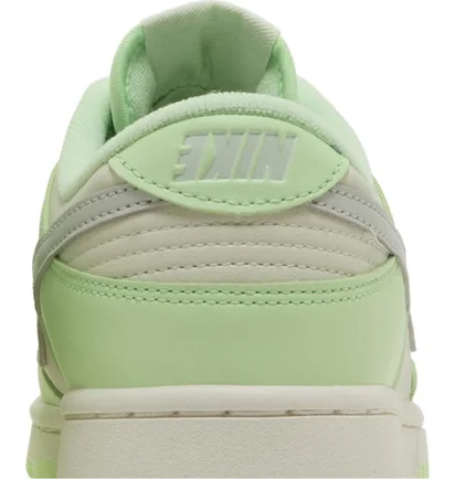 Кроссовки женские Nike Dunk Low Next Nature Green FN6344-001