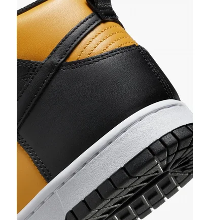 Кросівки чоловічі Nike Dunk High Retro Yellow/Black Dd1399-700