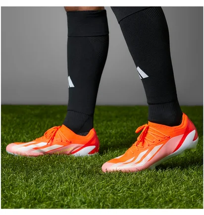 Бутсы унисекс Adidas X Crazyfast Elite Fg Red IG0593