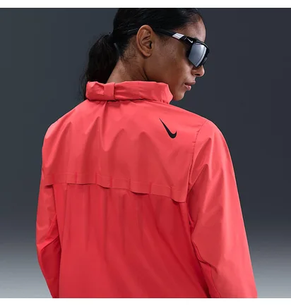 Ветровка женская Nike Aeroswift Aerogami Storm-Fit Red FZ3396-696