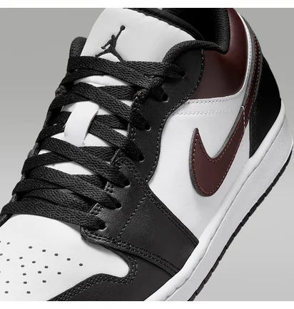 Кроссовки мужские Air Jordan 1 Low Black/White IO3393-010