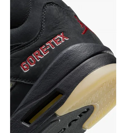 Кроссовки женские Air Jordan Air 5 Retro Gore Tex Off Noir Black Dr0092-001