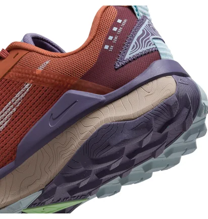 Кроссовки женские Nike Wildhorse 8 Red DR2689-803