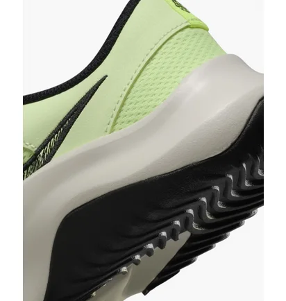 Кроссовки мужские Nike Legend Essential 3 Next Nature Training Shoes Green DM1120-700