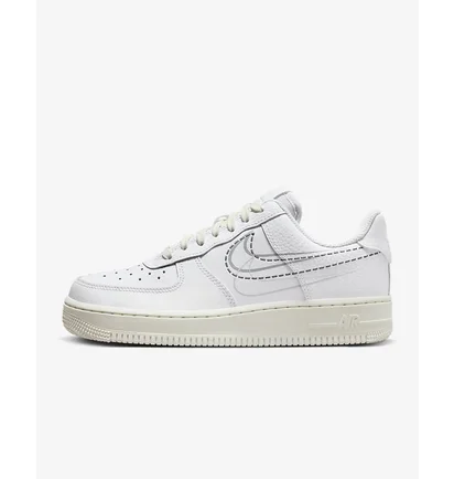 Кросівки жіночі Nike Air Force 1 07 White FV0951-100