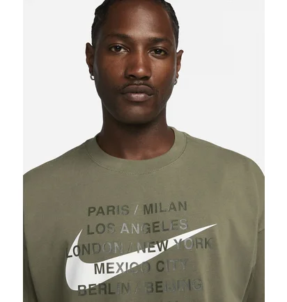 Футболка чоловіча Nike T-Shirt Sportswear Olive FD1249-222