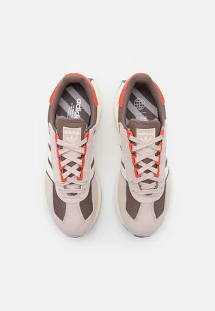 Кросівки чоловічі Adidas Originals Retropy 5 Brown/Pink ID4362
