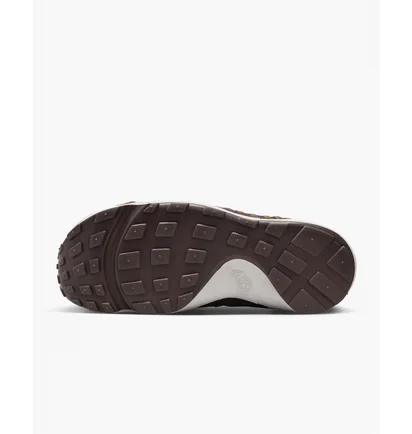 Кросівки жіночі Nike Air Footscape Woven Shoes Brown FB1959-200