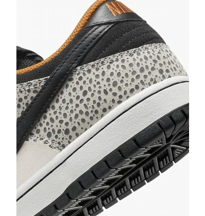 Кроссовки унисекс Nike Sb Dunk Low Pro Electric Beige/Black FZ1233-002