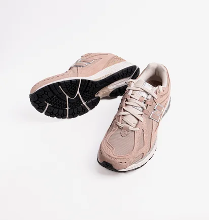 Кроссовки унисекс New Balance M 1906 Rw Beige M1906RW