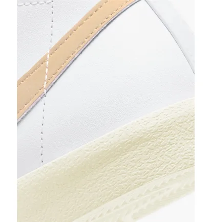 Кроссовки женские Nike Blazer Mid '77 Vintage White CZ1055-109