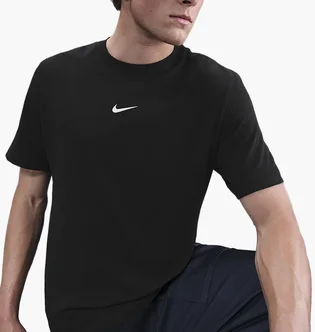 Футболка мужская Nike Sportswear T-Shirt Black IH5067-010