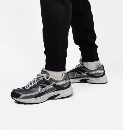 Штани чоловічі Nike Club Pants Black FN3787-010